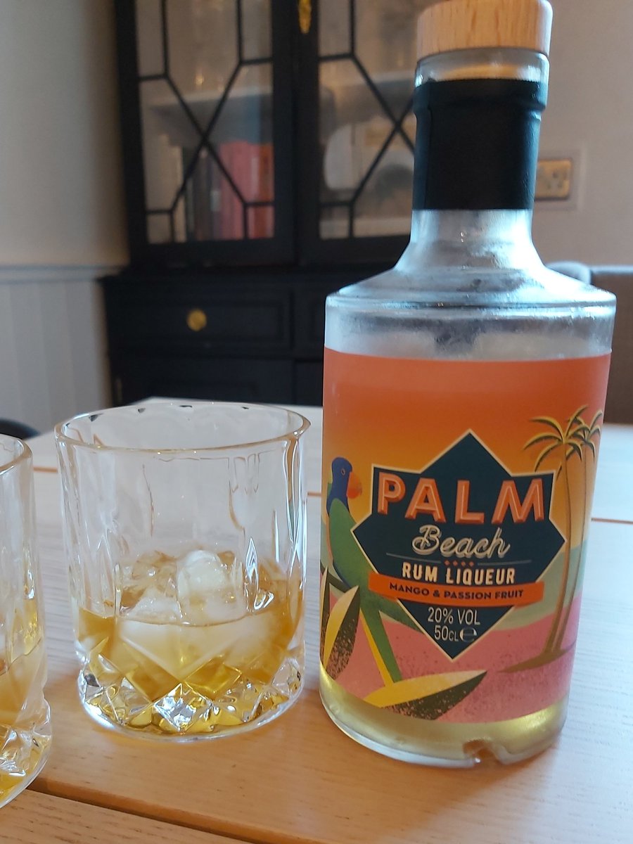 Easyjet have cancelled our flights. This is the closest I might get to a holiday 🌴🥥🍹