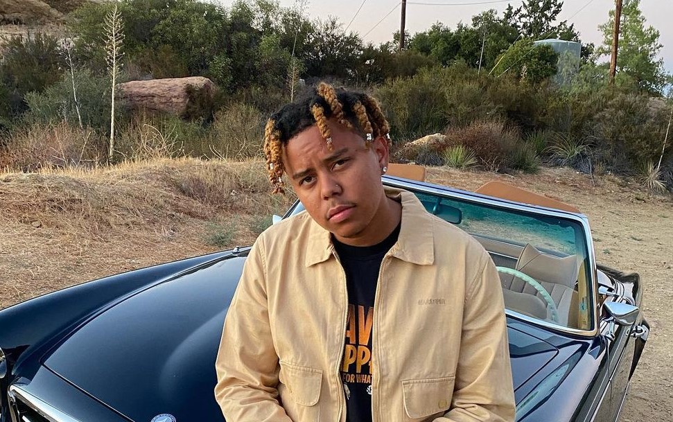HitUpAngeMedia's tweet photo. Cordae &amp; Young Thug Drop 'Wassup' Video: https://t.co/1N2lTOHZPr https://t.co/AucIormQC3
