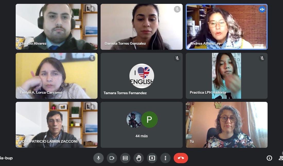 Patricia Gómez, Secretaria Académica de Pedagogía en Educación Básica participa en “Conversatorio sobre Patrimonio Nacional” organizado por el Liceo Politécnico Hannover.

<a href="/FeduUdla/">Facultad de Educación UDLA</a> <a href="/UDLA_CL/">UDLAChile</a> 
#patrimoniocultural #educación