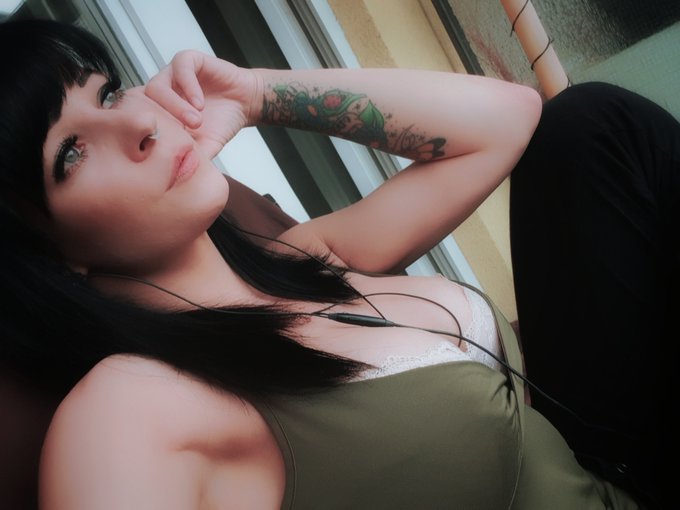 Look up in the Sky🌌. Ich w&uuml;nsch dir noch einen sch&ouml;nen Abend 😘 https://t.co/M7d3pYDioW