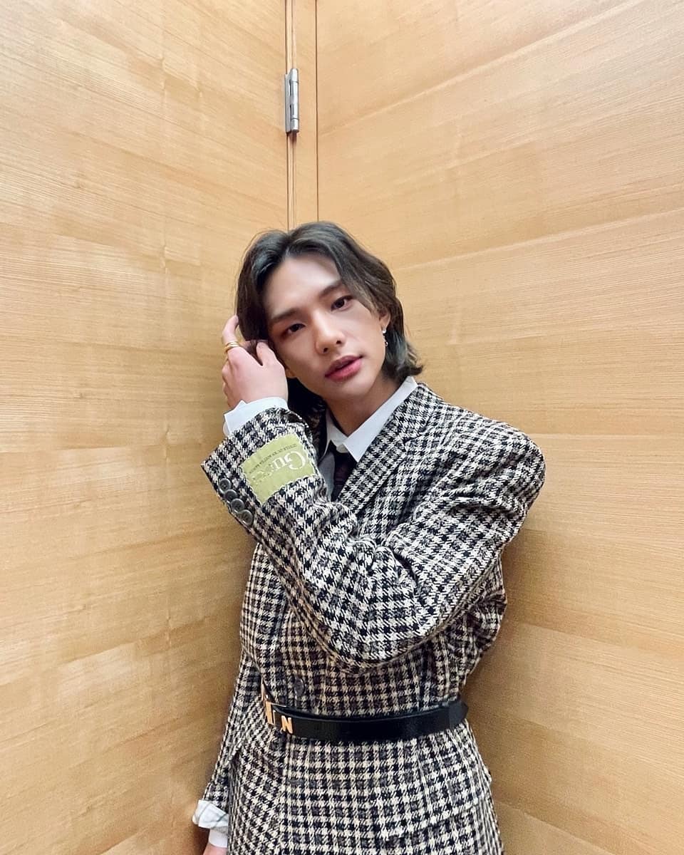 SukyGg's tweet photo. Stay estará contigo, stay no ira a ningún lado, stay te apoyará en todo, stay estará para ti, estaremos unidos de nuevo SKZ 8 junto a STAY. STRAY KIDS ARE 8. WE NEED A RESPONSE     
@jypnation 
#WhereIsHyunjin #JypExplain #JYPE_Bring_Hyunjin_Back https://t.co/fgbSAfioJH