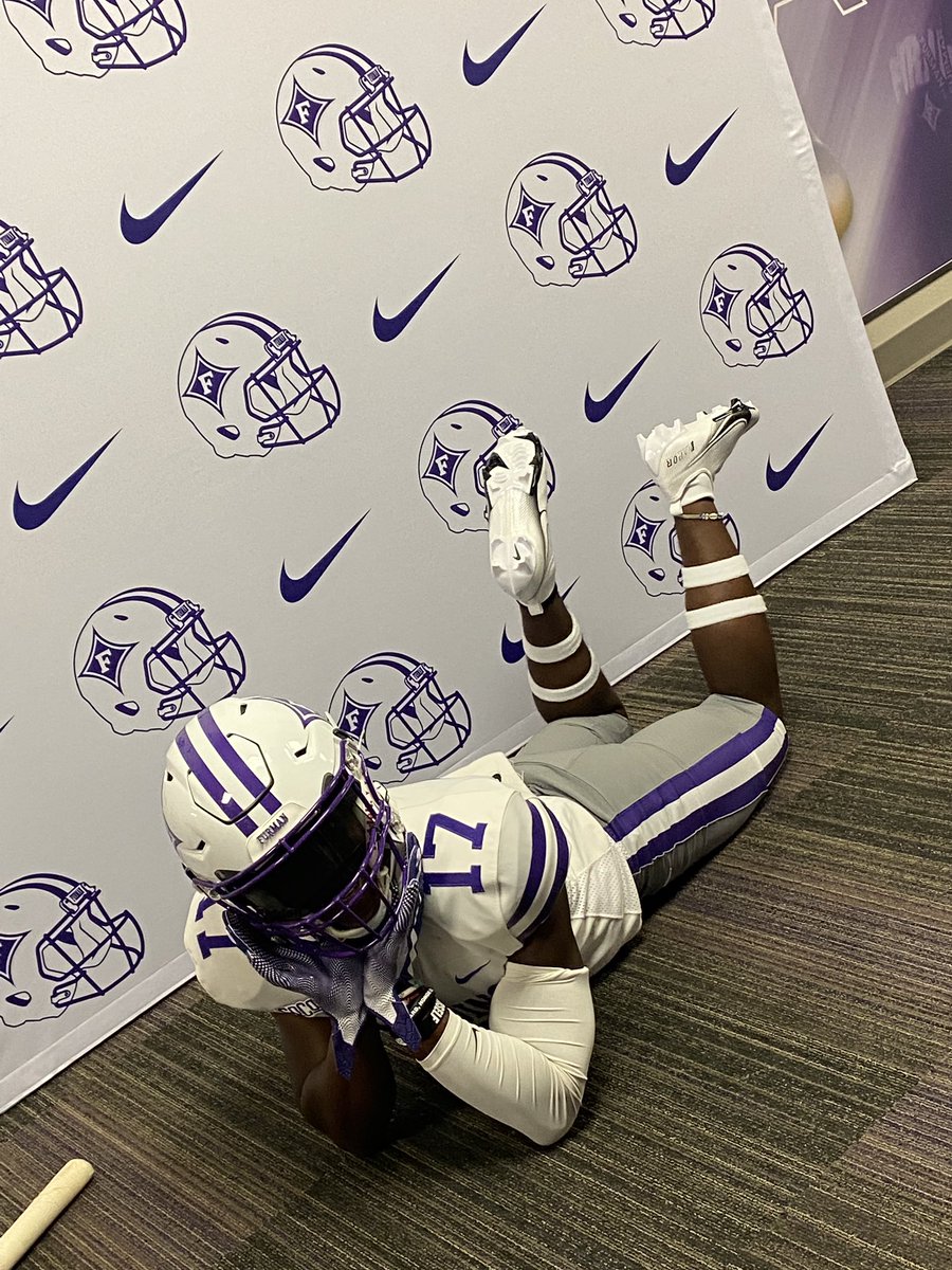 Kazarius ✞ tweet media