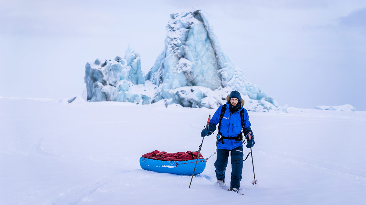 Découvrez le nouveau docuréalité, Le dernier glacier, qui suit l’aventure épique des explorateurs Caroline Côté et Vincent Colliard lors de la première traversée hivernale Nord-Sud du Spitzberg en Norvège. 
Pour en savoir plus👉bit.ly/3wbpiPv
#vrai #unmondesansfiltre