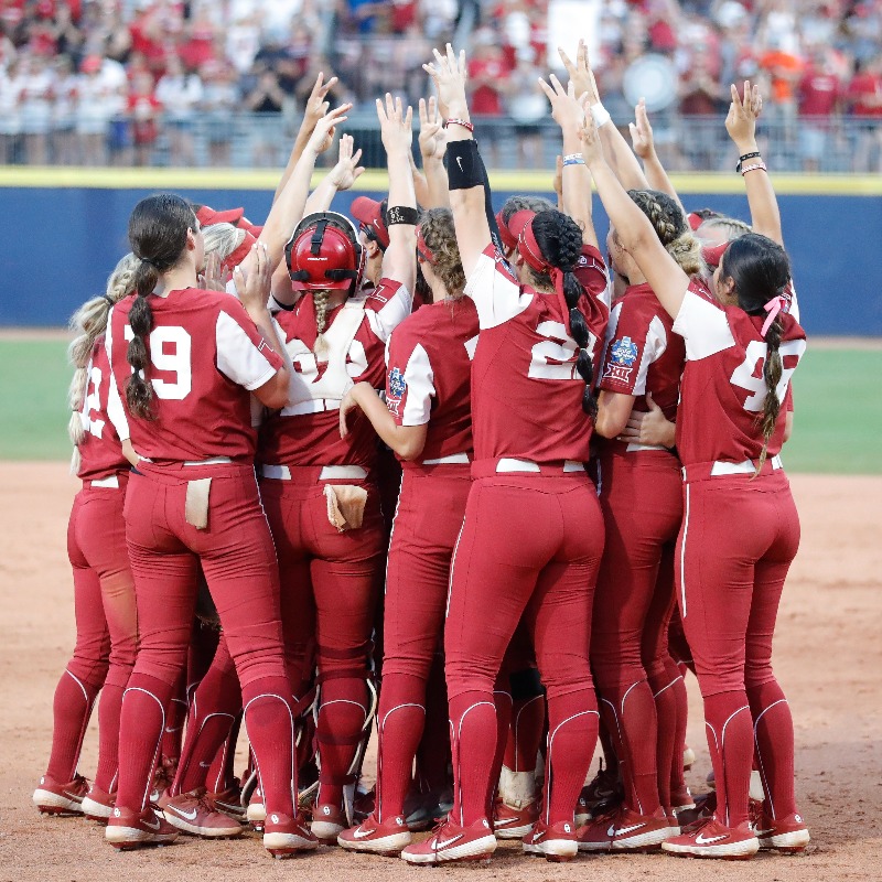 FanDuelSN's tweet photo. First pitch in the winner-take-all game in this year's electrifying Women's College World Series is in a half hour. 

Yup, at 3 p.m. on a Thursday. 

Just another inequity in the men's vs. women's college sports battle.