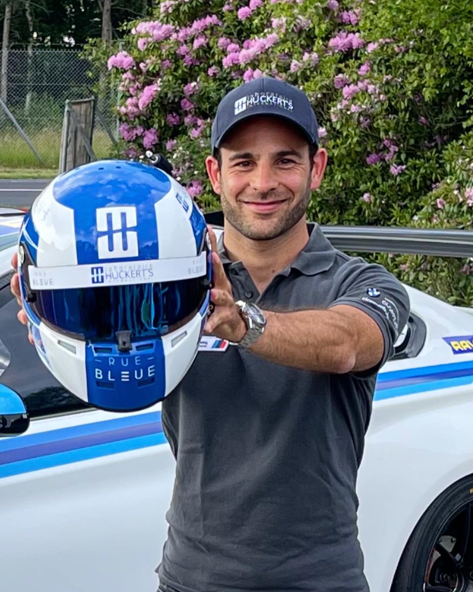 YannZimmer's tweet photo. 🚨 Big news dropping tomorrow 11.06.21 at 11:30 (CET🇪🇺) 📆
Can’t wait to tell you guys more ! 😉
Let’s go racing. 👊
———
#GTWorldChEu #gtracing #gt3 #gt4 #motorsport #monza #martydesign #f1helmets #autodromodimonza #racing #gt2 #audisport #spa24h #bmwmotorsport #m6gt3 #bmwm6 https://t.co/Lep8NESZNJ