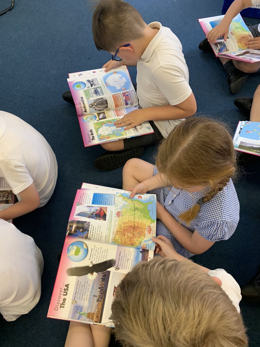 Year2Chalgrove's tweet photo. More #geography on Thursday afternoons this term. Today Year 2 enjoyed learning about and locating deserts! @ChalgroveSchool https://t.co/17cjVF8nBn