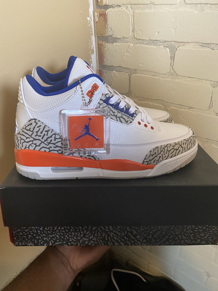 Gator_Kicks's tweet photo. Grab yours before they’re out of stock! 🐊3️⃣‼️ #GatorKicks https://t.co/KZp1lKt9vn