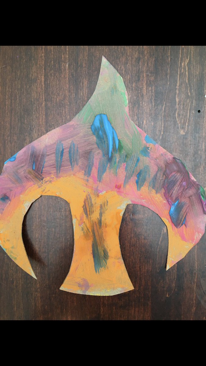 MsKeyota's tweet photo. Corpus Christi thanks Mr.Brascoupe for teaching them about animals through story telling and visual arts. The children created their own birds. #ossif #indigenousartist #summersolsticefestival2021 #algonquinterritory @CorpusOCSB @LMazzarelloOCSB @OttCatholicSB https://t.co/O7VZGyctPl