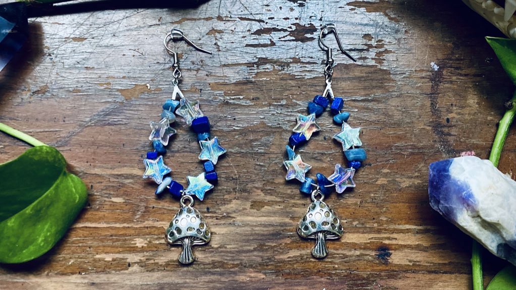 WWishings's tweet photo. 🌙 crystal earrings 🌙

✨ crystal earrings ✨

🤍 crystal earrings 🤍

🌈 link below + in my bio 🌈 https://t.co/Ev1cfnKHvy