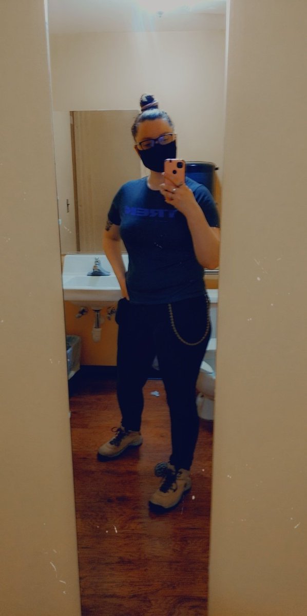 PunkGobin's tweet image. When you're trying to be alt but work at a bike shop, may I introduce the bike chain lmao