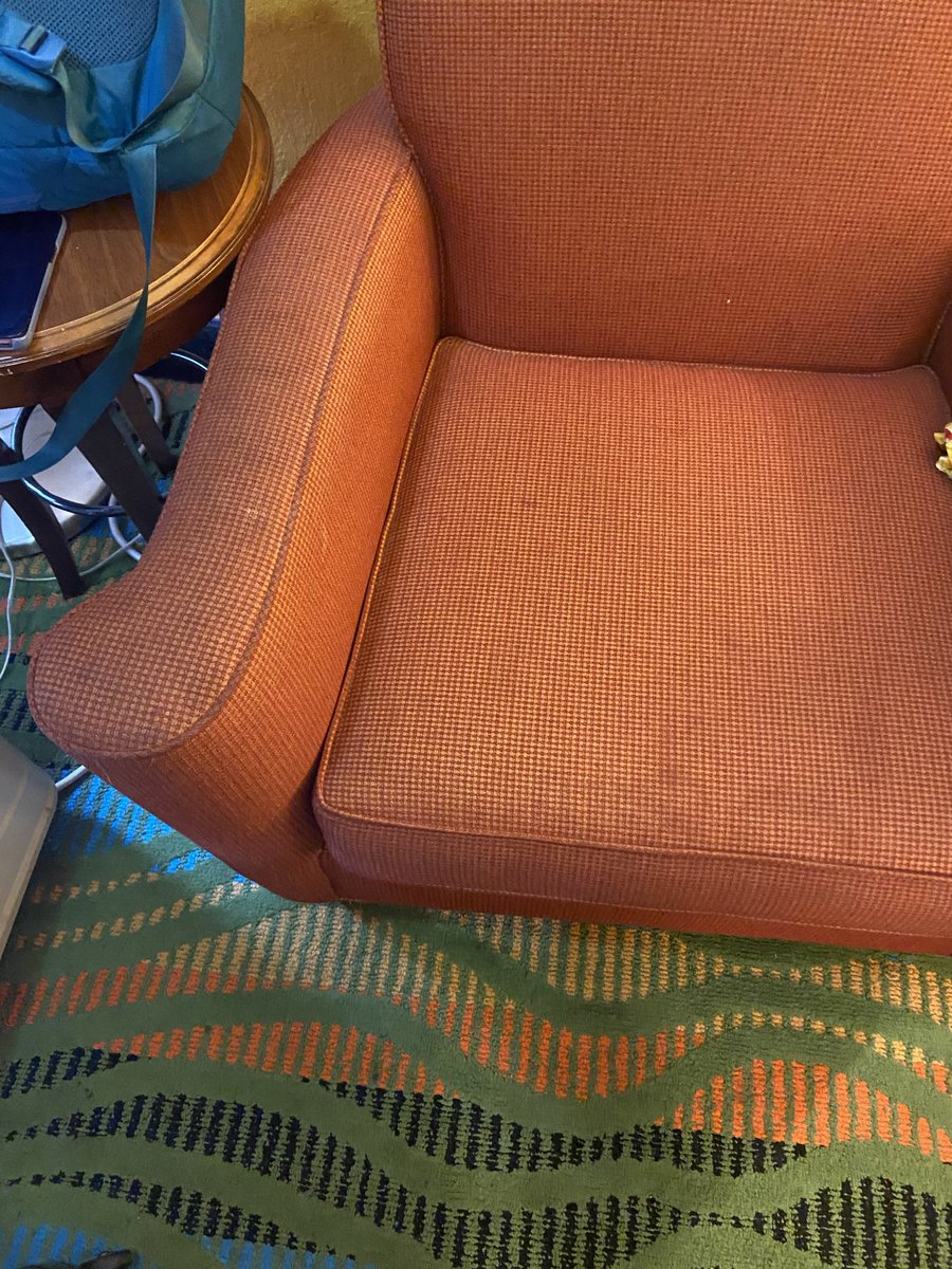 Nockadoll's tweet photo. I booked at room from 6.3.2021 - 6.6.2021 through @agoda to stay at @daysinn in Norfolk, VA. This was the nastiest room I’ve even seen in my life.  I checked out immediately. And they have not refunded my money back. Would you stay here???
🤢🤯😤 https://t.co/AIeAMyaJEB