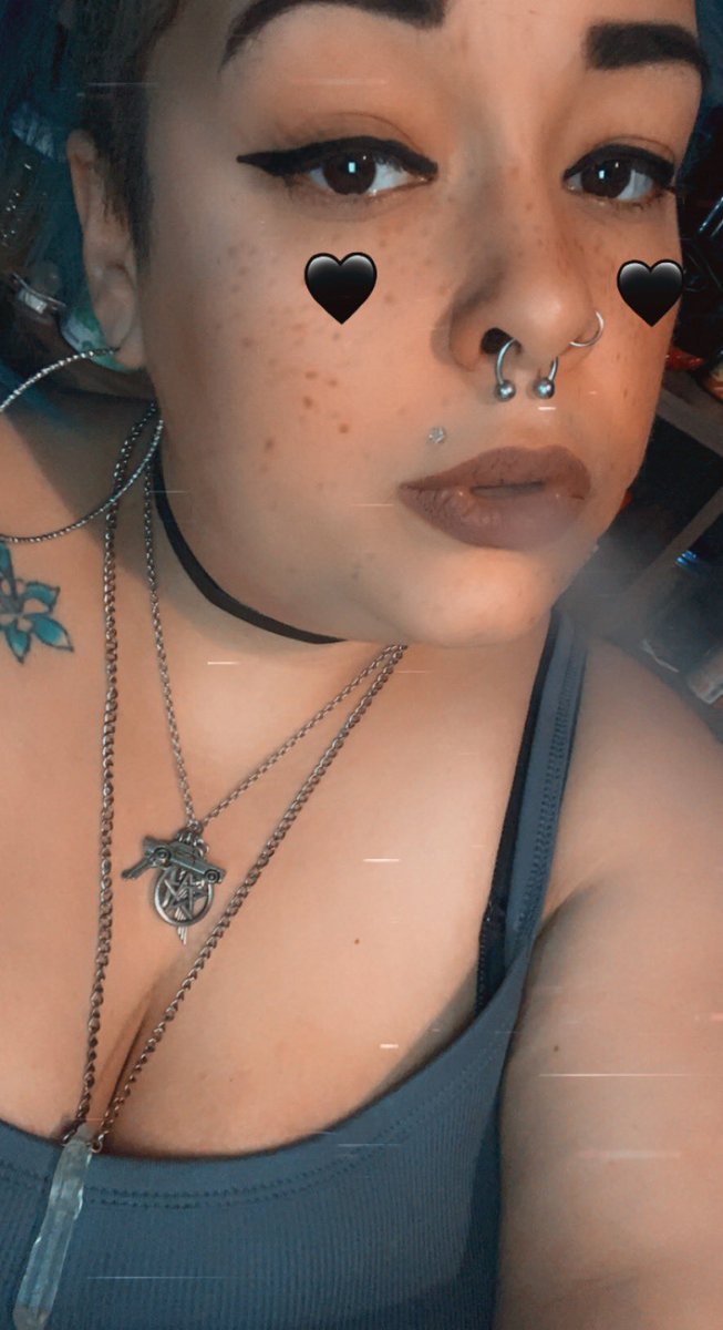 kitty_lynne00's tweet photo. My fav thing to do ππ¨ #46dds #420friendly #stonerbabe #ofgirl #bbwbeauty #bbwstoner #bigbreastedbeauty #BigBreasted https://t.co/pFbX1hv2uc
