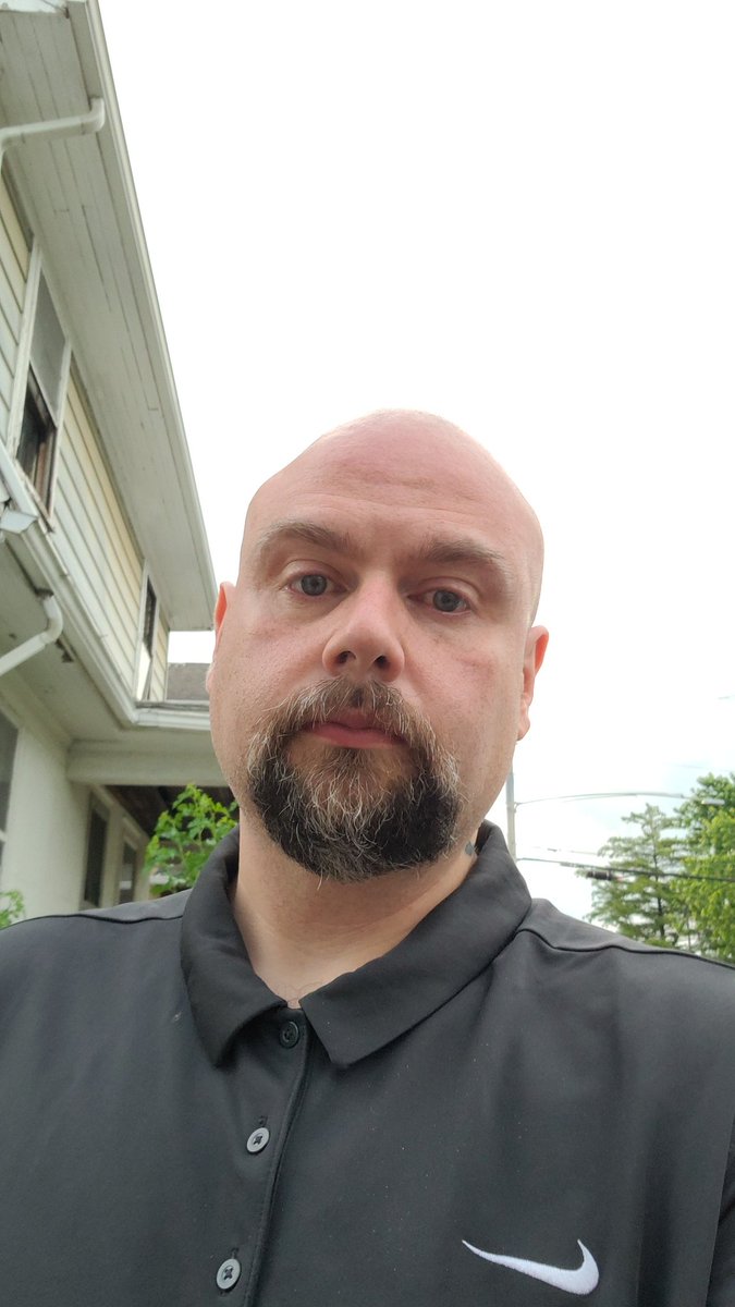 McMurphyman's tweet image. What a years difference made between dieting and @ddpyoga #ddpyogaworks