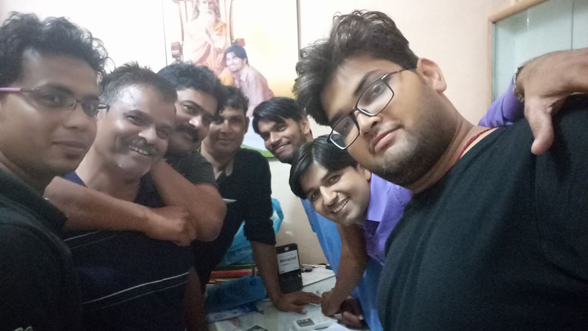 yogidrraghav's tweet photo. “कोई भी महान या सफल व्यक्ति कभी भी अवसरों की कमी के बारे में शिकायत नहीं करता, बल्कि प्रत्येक पल नए अवसर सृजित करता रहता है।”
Good morning!
#raghavkhajuraho #Yogainkhajuraho #Teamsyho https://t.co/MxtbtYUKKQ