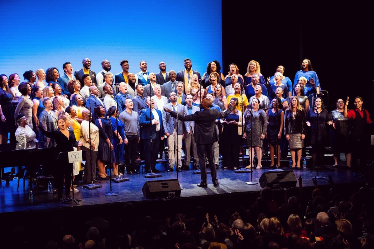IdeasGPL's tweet photo. @macysnews 🏆Fantastic Lineup @Macys #BIVoices #BlackPumas #Coldplay #RebaMcEntire! If you missed scoring Tixs to the Sold Out @TheTonyAward Honored @BIVoices farewell for #Composer #MichaelMcElroy concerts @littleislandnyc, catch LIVE #Macys 4th of July @BIVoices: https://t.co/Rbb3FbYlL9 https://t.co/42k8v5wR2a