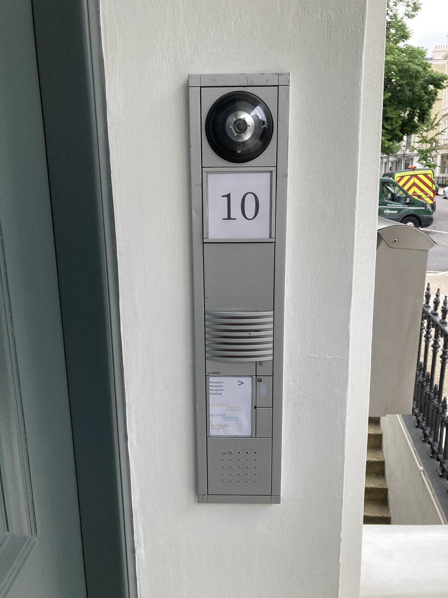PrestigePSS's tweet photo. @PrestigePSS Time for a facelift.  Today’s upgrade of an existing @siedle_com  @JUNGLONDON vario intercom panel.  The AG finish certainly complements the entrance to this period London property.  #london #architecture https://t.co/LVPWtUH9FJ
