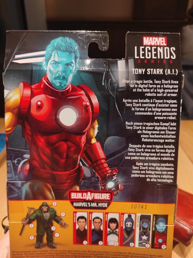 setevushka's tweet image. Некогда и нет сил объяснять, но у меня теперь есть ИСКИН!ТОНИ. Тони моей мечты здоровенный. Какой он классный, прямо такой комиксный-комиксный. 😍😍😍
Рядом с ним Тони @happylemonworld, но у меня есть такой же, он ждал нас дома. 💓👍
Коробка как отдельный вид искусства.