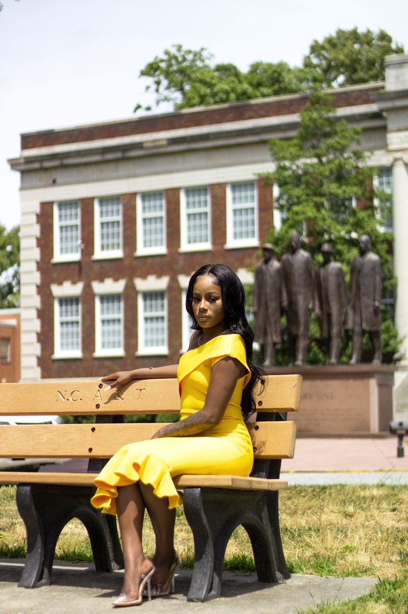 _miaamourr's tweet photo. Always late, but worth the wait 💙💛 #ncat21 #ncat https://t.co/01mSVFiPoQ