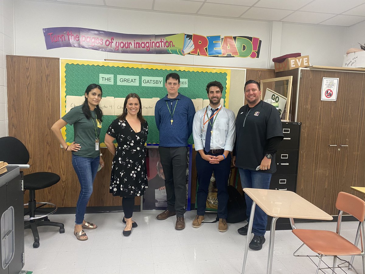 Day 4 and Week 1 of the Bridge to High School Program is a wrap! Thanks to Dr. Patty Grow for presenting on <a href="/DefinedLearning/">Defined</a> and for this summer school teacher dream team for bringin’ it each day! On to Week 2...
<a href="/District214/">District 214</a> @D214Knight <a href="/PattyMerris/">Dr. Grow</a> <a href="/MLuckritz/">mary luckritz</a>