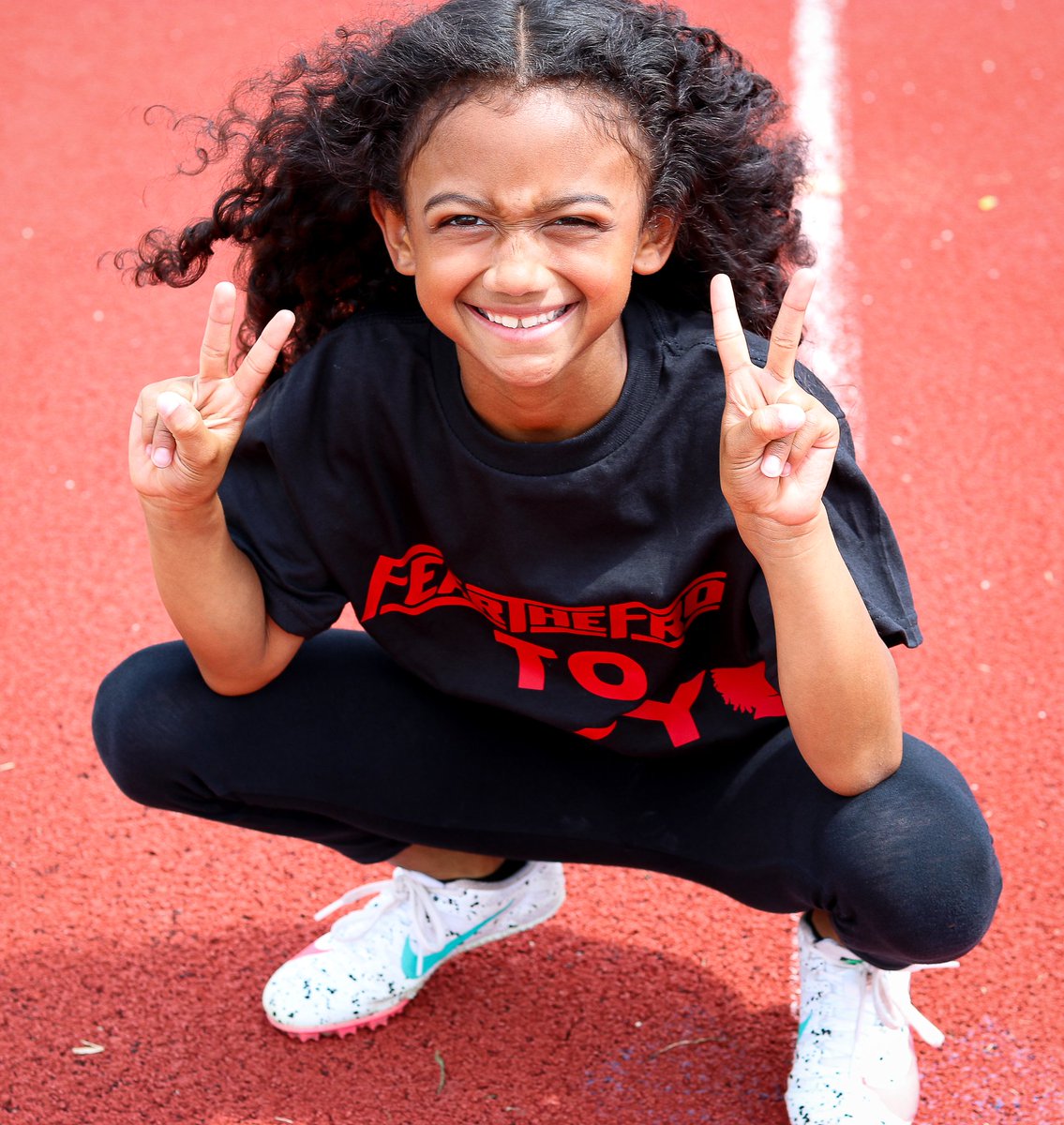 time2shine_zt9's tweet photo. Fear The Fro. #FearTheFro #LetsGoToTokyo @love_tbrooks #inspired2run #girlzsupport #olympics2021 https://t.co/9x5AbHhcUY