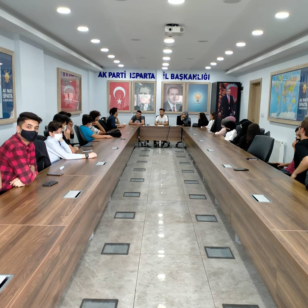 Yeni Seçmen Birimi olarak haftalık toplantımızı gerçekleştirdik.
#yeniseçmenbirimi #akgençlik #akparti #isparta
<a href="/eyupkadirinan/">Eyyüp Kadir İnan</a>
<a href="/samedsafakaya/">Samed Safa KAYA</a>
@YusufmolaZZ