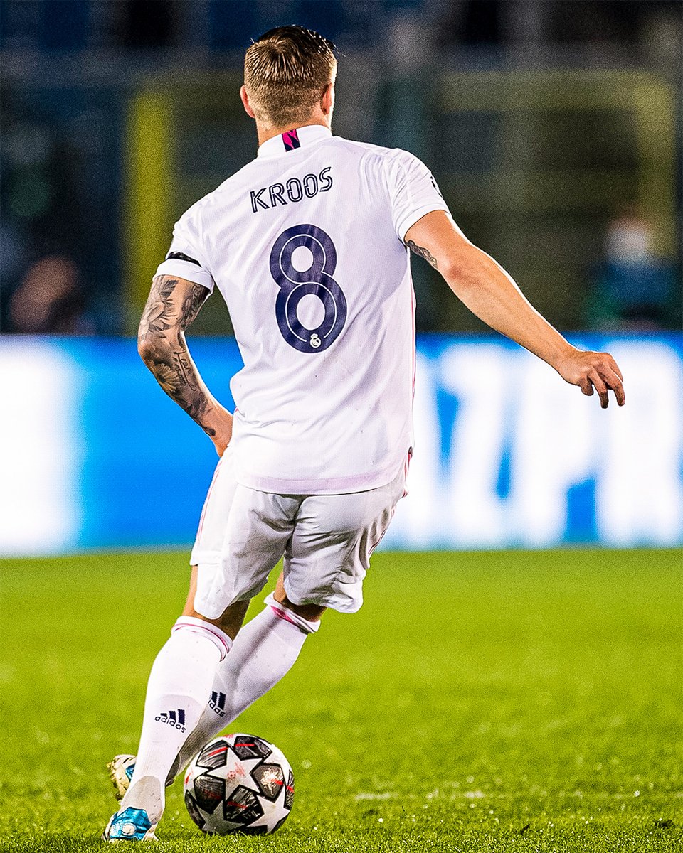 🤩 How many madridistas can you think of who wore the iconic no. 8⃣?
#HalaMadrid