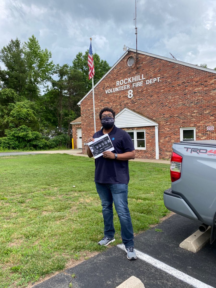 Stafford out and about talking up our FN deals to our community!  Let's gooo!
<a href="/elthonmunoz/">Elthon Munoz</a> <a href="/relayrichard/">Richard Totten</a> <a href="/LoganEaves2/">Logan Eaves</a> <a href="/JakeAraghi/">Jake Araghi</a>