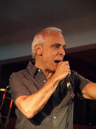 RiP Dean Parrish, a great performer, privileged to have heard him live a fair few times. On your way Deano.