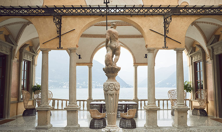 This luxurious <a href="/serenohotels/">Sereno Hotels</a>, 16th-century Italian Palazzo at was built in 1573 and has since attracted famous writers, poets, scientists, monarchs, and dignitaries, including #LeonardoDaVinci, poet #PercyByssheShelley, and #Napoleon. #VisitItaly 

serenohotels.com/stories/villa-…