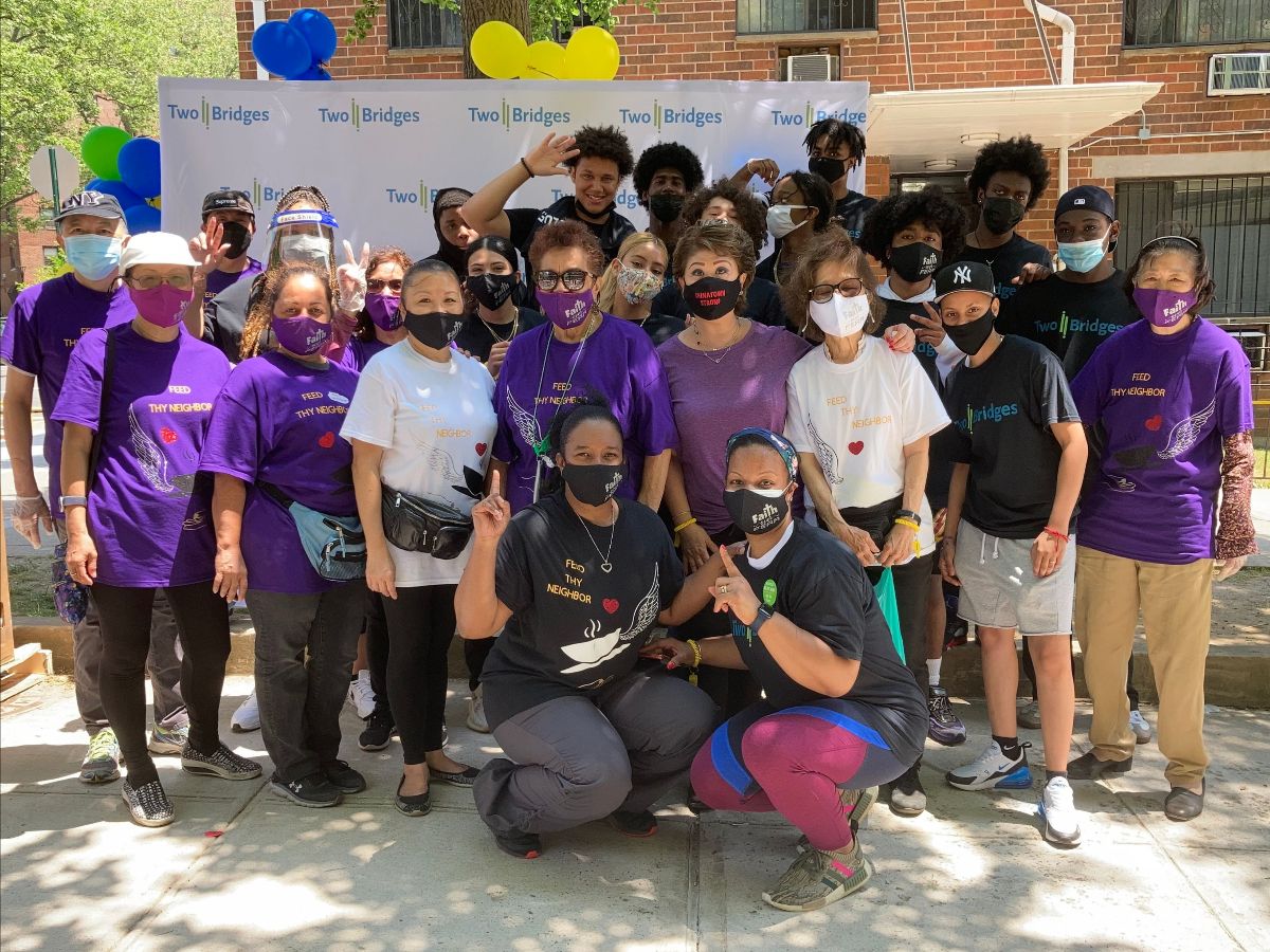 twobridgesnyc's tweet photo. May marked the 1 year Anniversary of our Feed Thy Neighbor Program. With smiles, our staff and volunteers helped pack and deliver hundreds of meals into the hands of our community members. #feedthyneighbor #tbnc #twobridges https://t.co/R7g16NuZKK