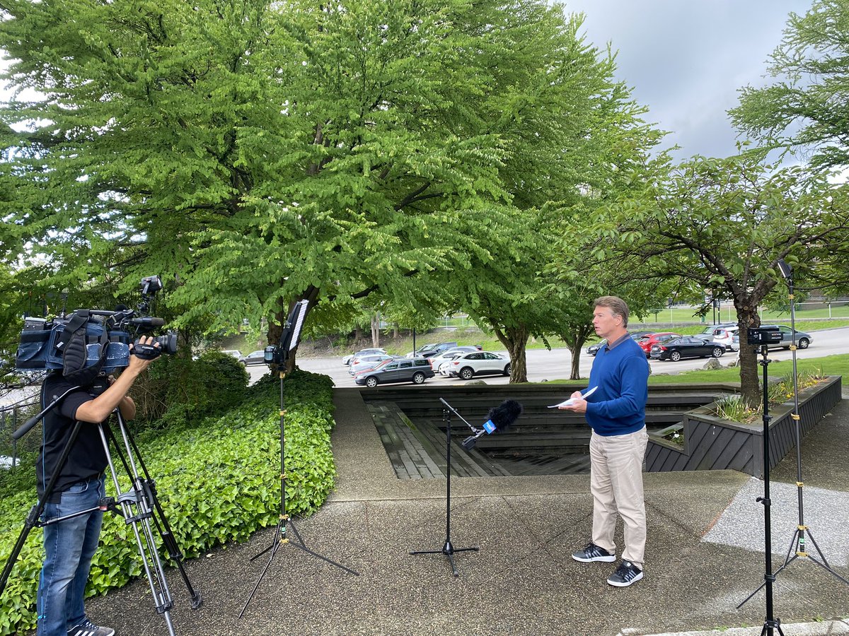 CHBABC's tweet photo. Today, CHBA BC’s CEO, Neil Moody, spoke with Global News about the importance of consumers to #GetItInWriting 📑 for their renovation contracts. Look out on our social media channels for the full clip in the coming weeks! #renovations #GetAProfessional https://t.co/dnJTAkdK02