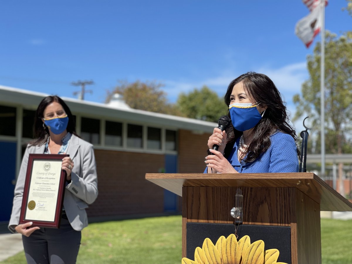 It was a great day, yesterday, to celebrate our ribbon-cutting at Fryberger's School of Environmental Science.  Superintendent Dr. Cyndi Paik joins Board members, Principal Michelle Scheiber, staff, students, and parents for the special day.