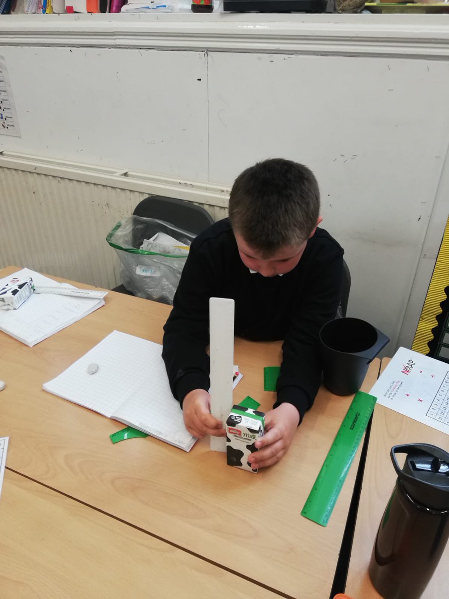 keltyps's tweet image. Developing measurement skills in P4a using rulers and tape measures 
#classdetectives
#unitsofmeasurement
#cooperation
