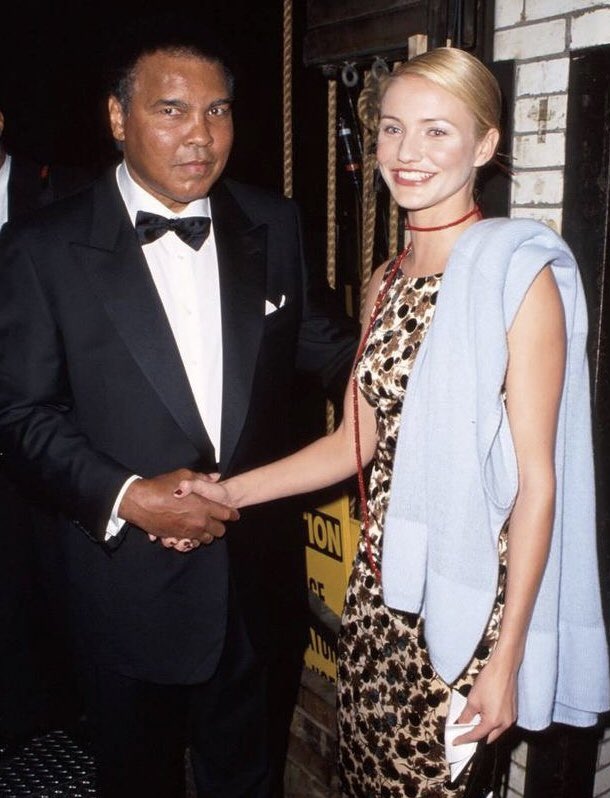 RT @MartinAchard: Muhammad Ali and actress Cameron Diaz in New York in 1998. https://t.co/mmRZauVIDh