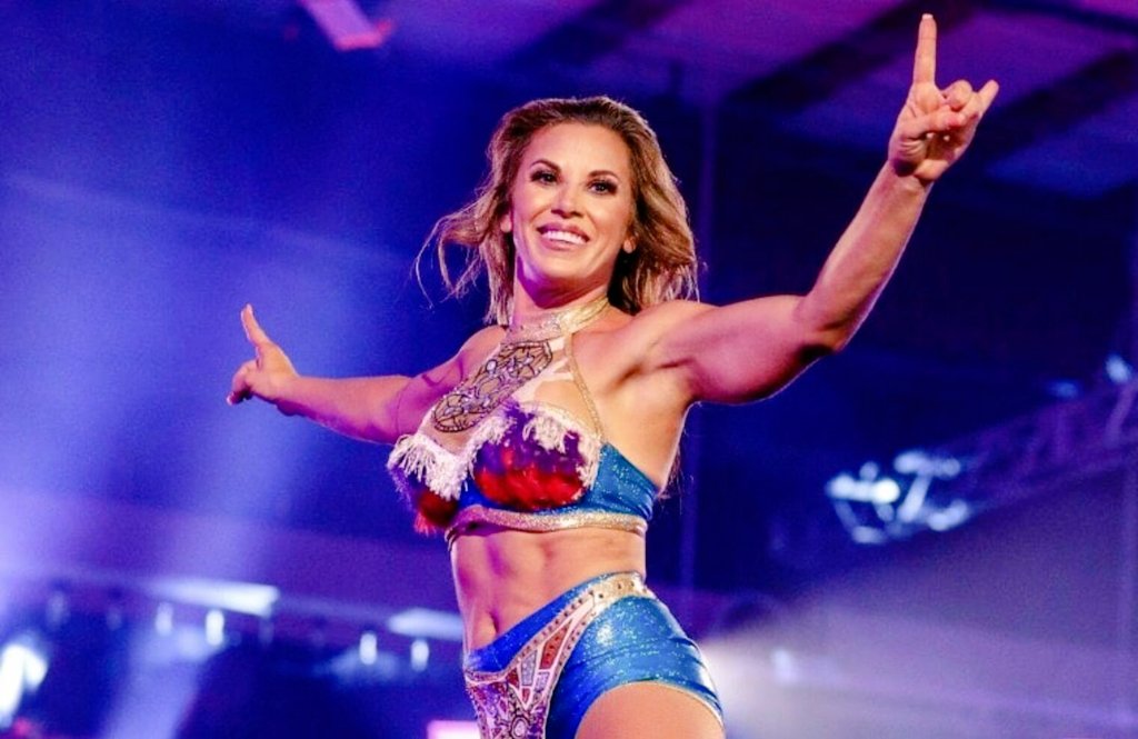 I applaud the @nwa for giving @MickieJames the 𝐫𝐞𝐬𝐩𝐞𝐜𝐭 she fully deserves. #WomensWrestlingMatters