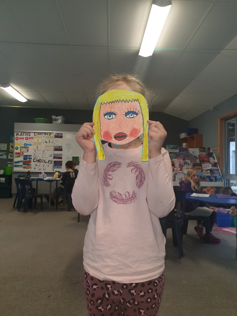 HaweaJac's tweet photo. We have been making witch masks. Here we are wearing them. Pretty scary. @ChapterChatNZ #Jesse #lucas #Grace #Casey https://t.co/0tuaMplNpn