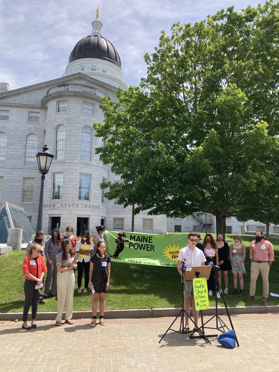 MYCJ_coalition's tweet image. More photos from the COU Youth Day of Action. Check out our press release here to learn more! @OurPowerMaine @meclimateaction  meyouth4climatejus.wixsite.com/mycj/post/for-…

#mepolitics #ld1708 #replacecmp