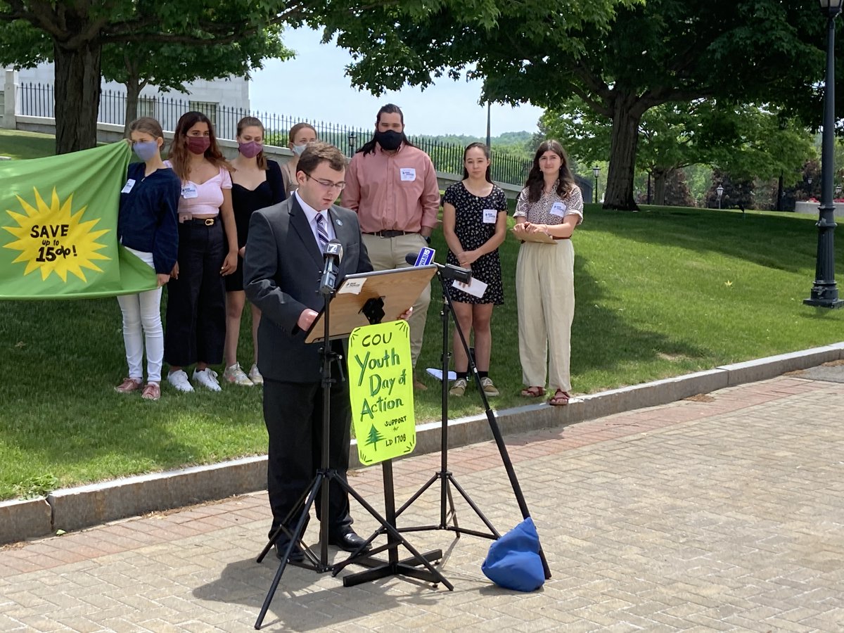 MYCJ_coalition's tweet image. More photos from the COU Youth Day of Action. Check out our press release here to learn more! @OurPowerMaine @meclimateaction  meyouth4climatejus.wixsite.com/mycj/post/for-…

#mepolitics #ld1708 #replacecmp