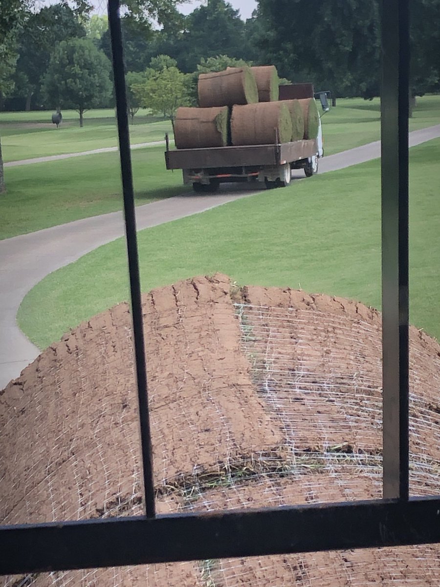 Tulsa Country Club tweet media