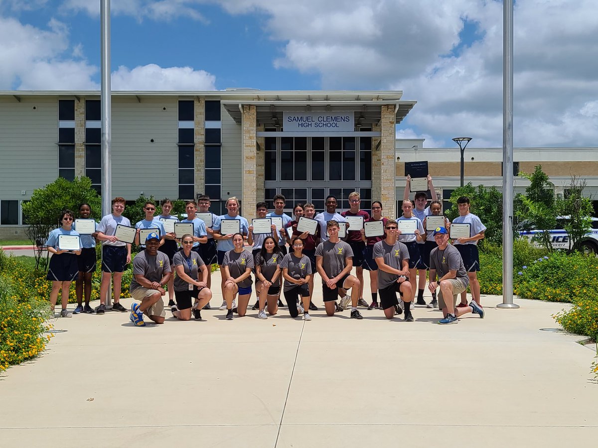 TX82ndAFJROTC tweet media