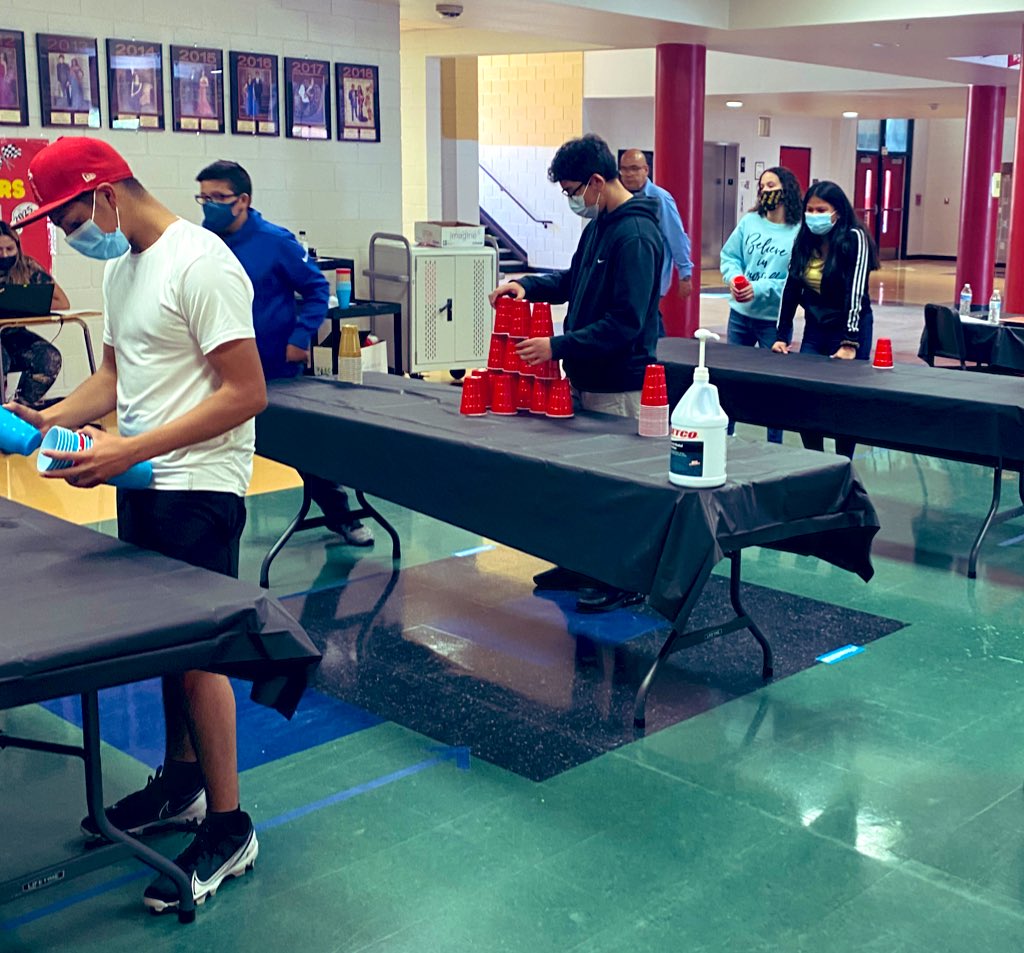 A little competition never hurts 😏💪🏼

Our Future Aztecs having some fun this morning during our cup stacking relay brain break

                           🖤💛❤️

Loved hearing all the reasons why you’re excited about coming to The Empire next year! <a href="/EDAztecs_HS/">Venessa Betancourt</a> @SFernandez_EDHS