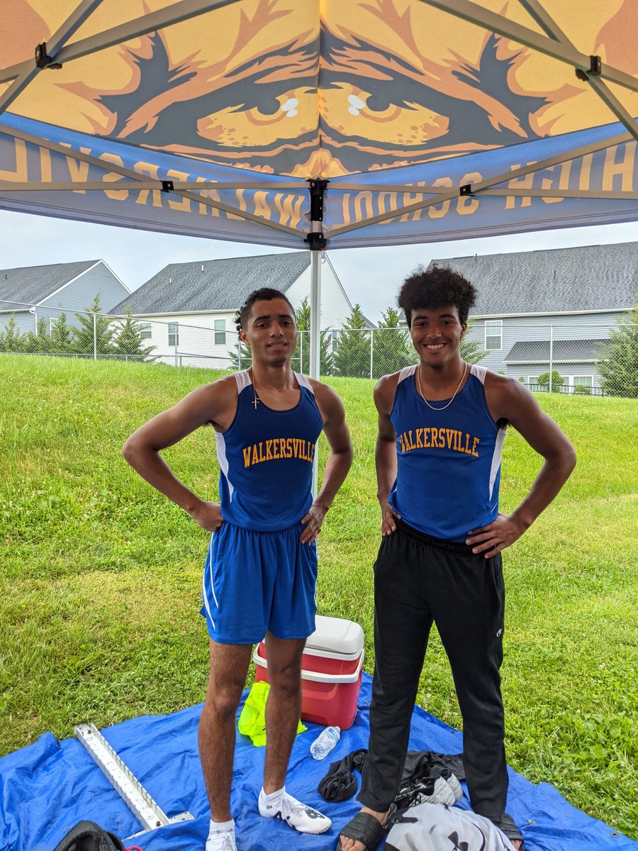 CoachHombach's tweet photo. Headed to regions in 100 m Ethab Ajanaku, Drew Simmons https://t.co/J6SQJddL0E