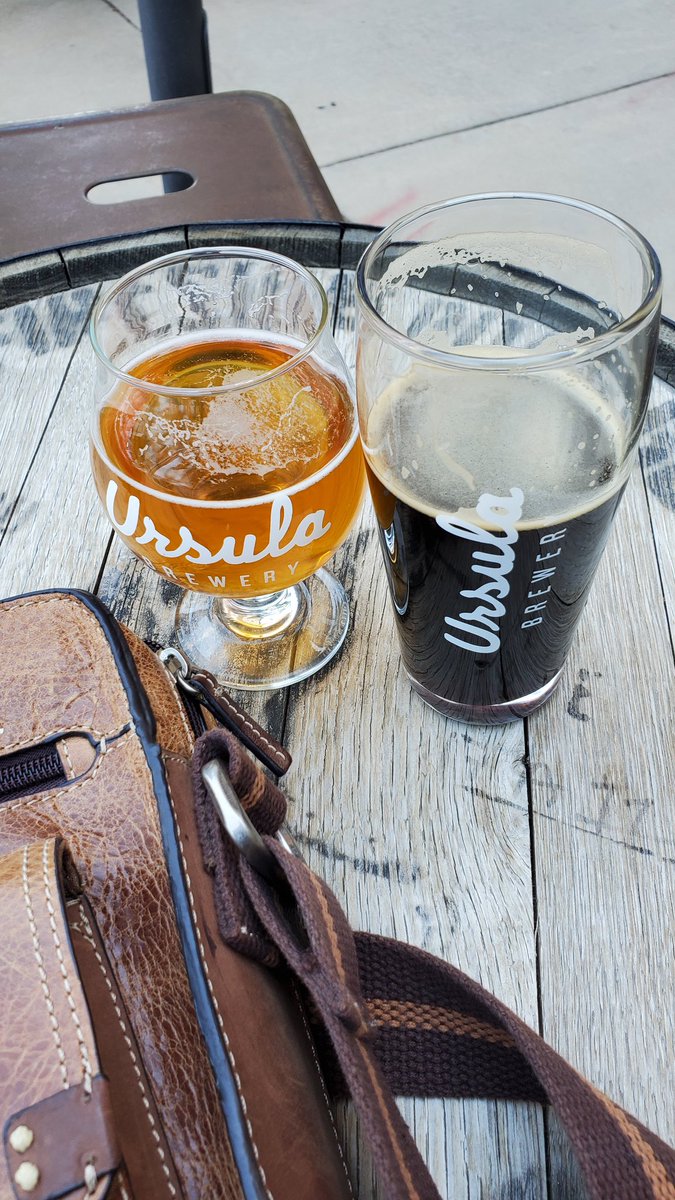 CUDevBio's tweet image. In-person Section meeting at Ursula&apos;s next door to @CUAnschutz - great to CU all!
#weCUdevbio #devbio #GetVaccinated