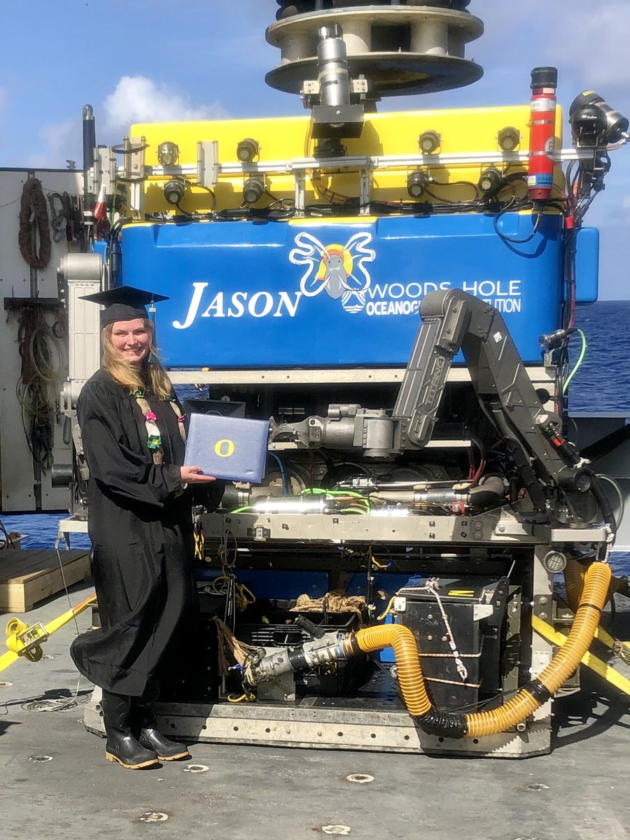 CaseyEBarnard's tweet photo. As I will be missing the University of Oregonβs graduation ceremony on Monday, I was granted the unique opportunity to receive my bachelors diploma from #ROVJason aboard RV Thomas G. Thompson cruise TN-391 in the Gulf of Mexico! #SALTLarvae https://t.co/aBADzOgApW