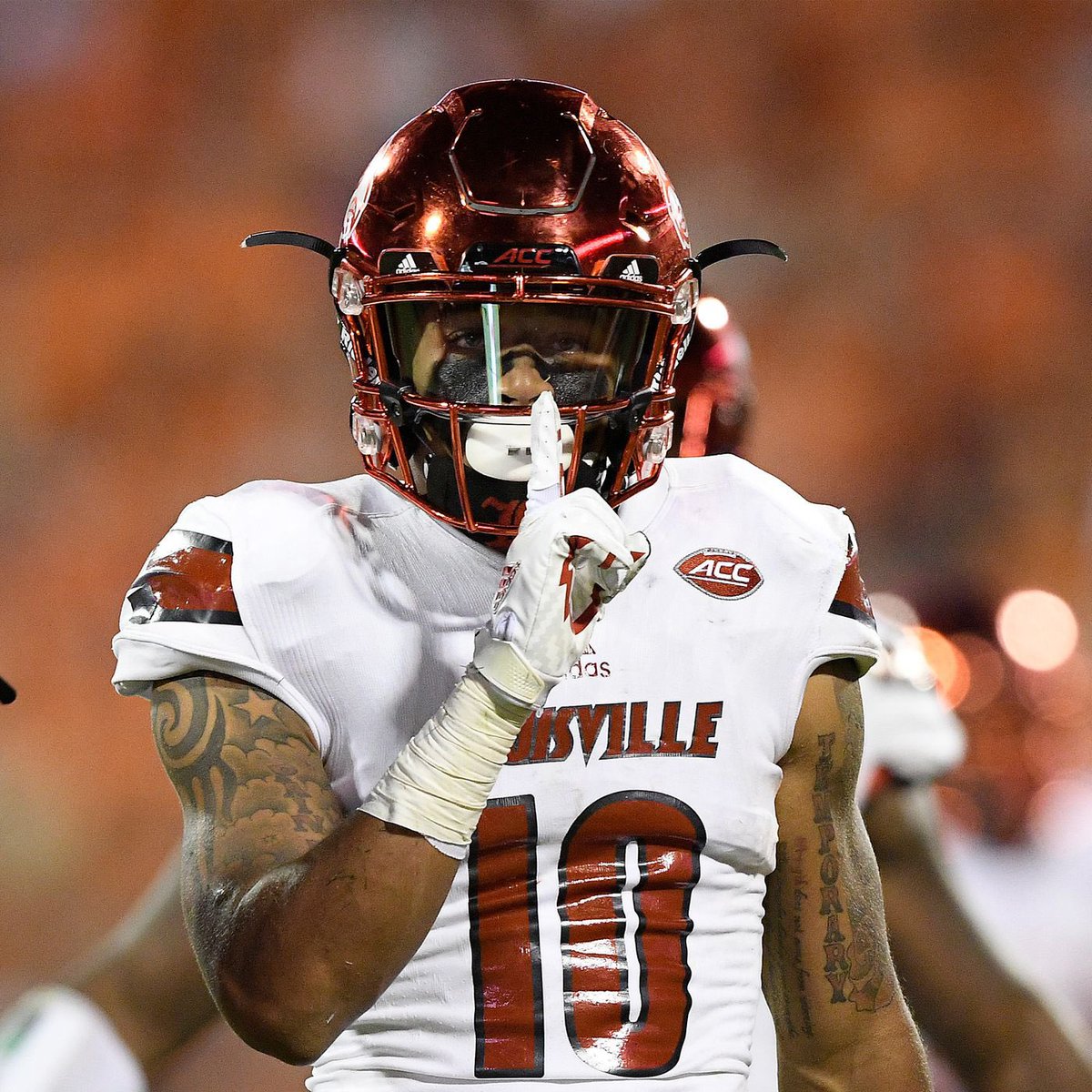 Extremely blessed to receive an offer from the University of Louisville! #Louisville