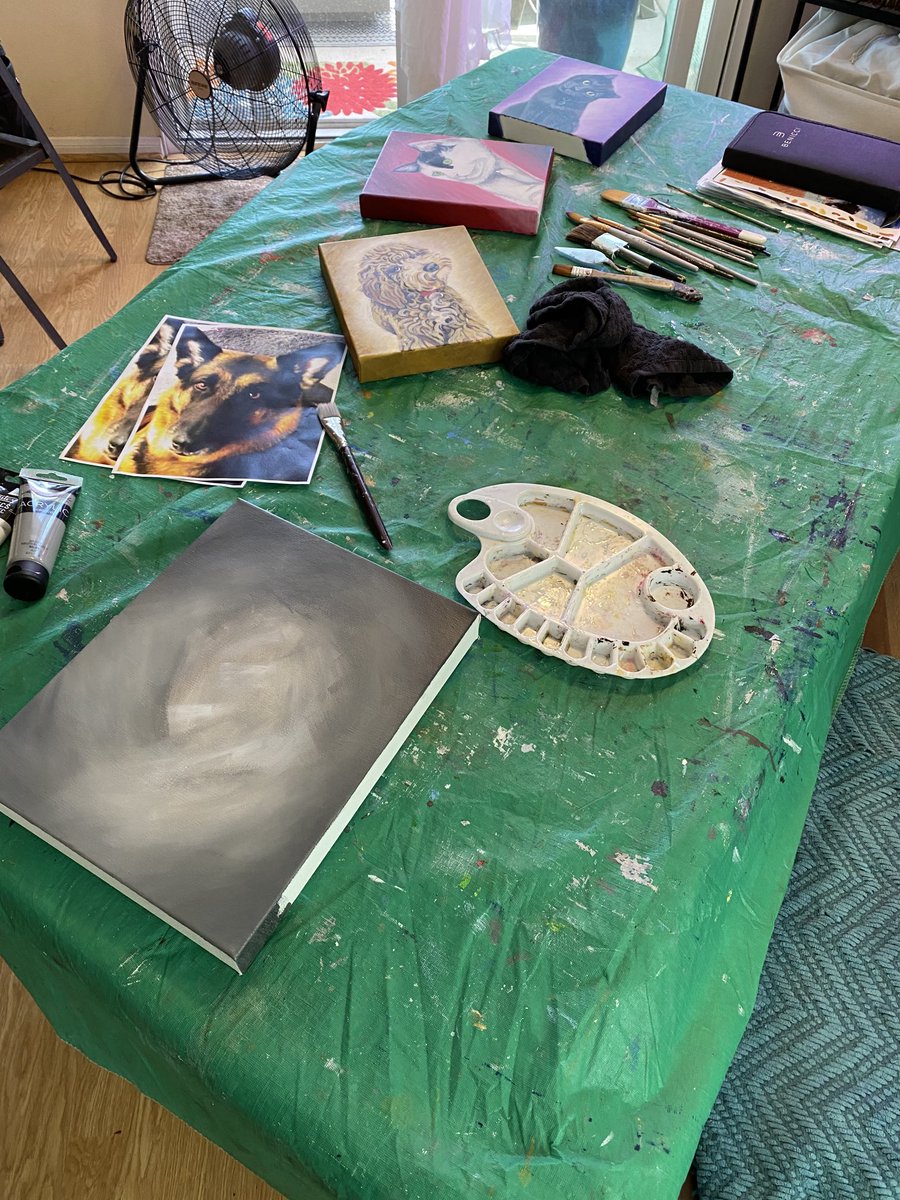 Trying to stay ahead of the deadlines! #underpreasure #thestruggleisreal