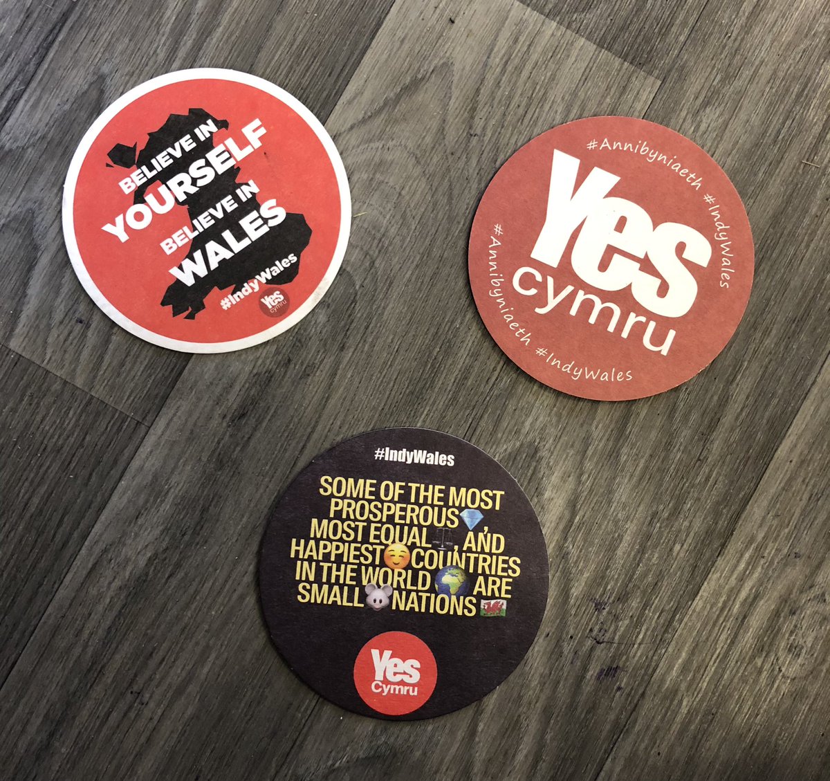 YesCymru tweet media