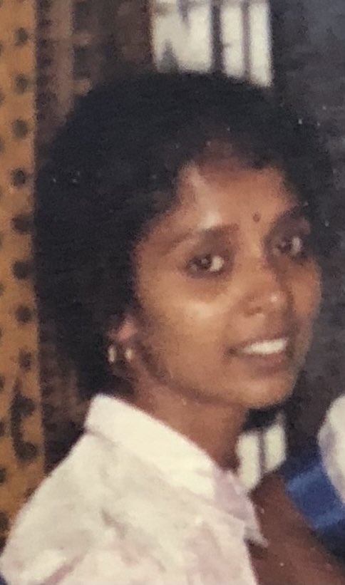 AruldasMenson's tweet image. #My Mom#My dream#please help me to find my Mom from Sri Lanka we were separated back in 1994. Her name is Sussan I have her few pictures from that time.I know social media can do wonders to connect people.I have original post on FB under community help.🙏Please help me find her🙏