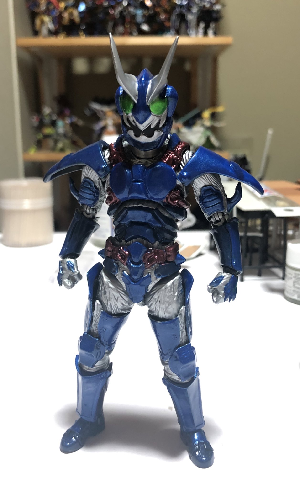 どんとこい ゼットアンドリュー 在 Twitter 上 オールスターダスト 怪人態 仮面ライダー ガッコロン 平野明の兄 恵に擬態したスターダストの首領 オールスターダストの戦闘形態 ライダーシステムの機構を活用して変身しているためどこかヒーロー然とした姿をして