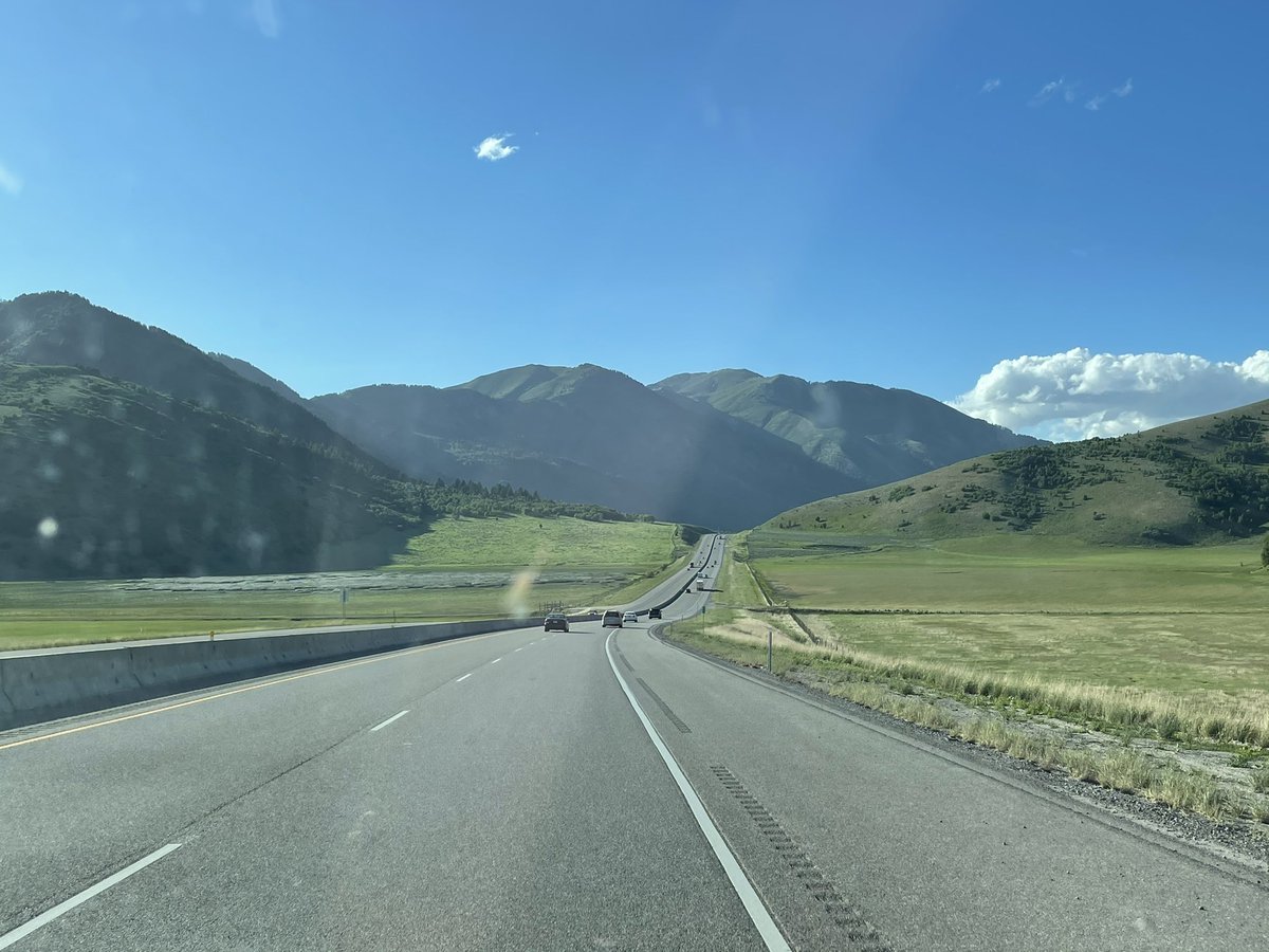 LWedding2021's tweet photo. Almost to Logan. Leah’s showing Andrew a peek at her college town. https://t.co/MC1xpsRe4W